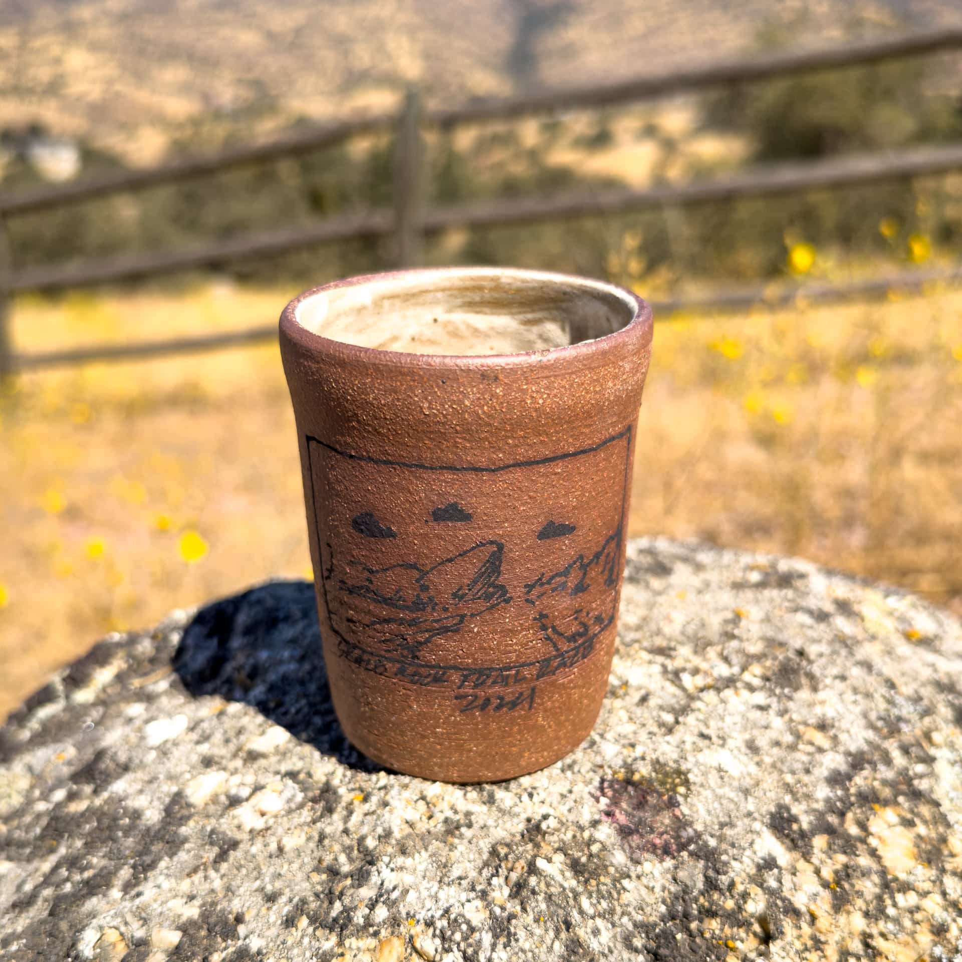 SPACEROCK Trail Race Mug Sunset Cliff